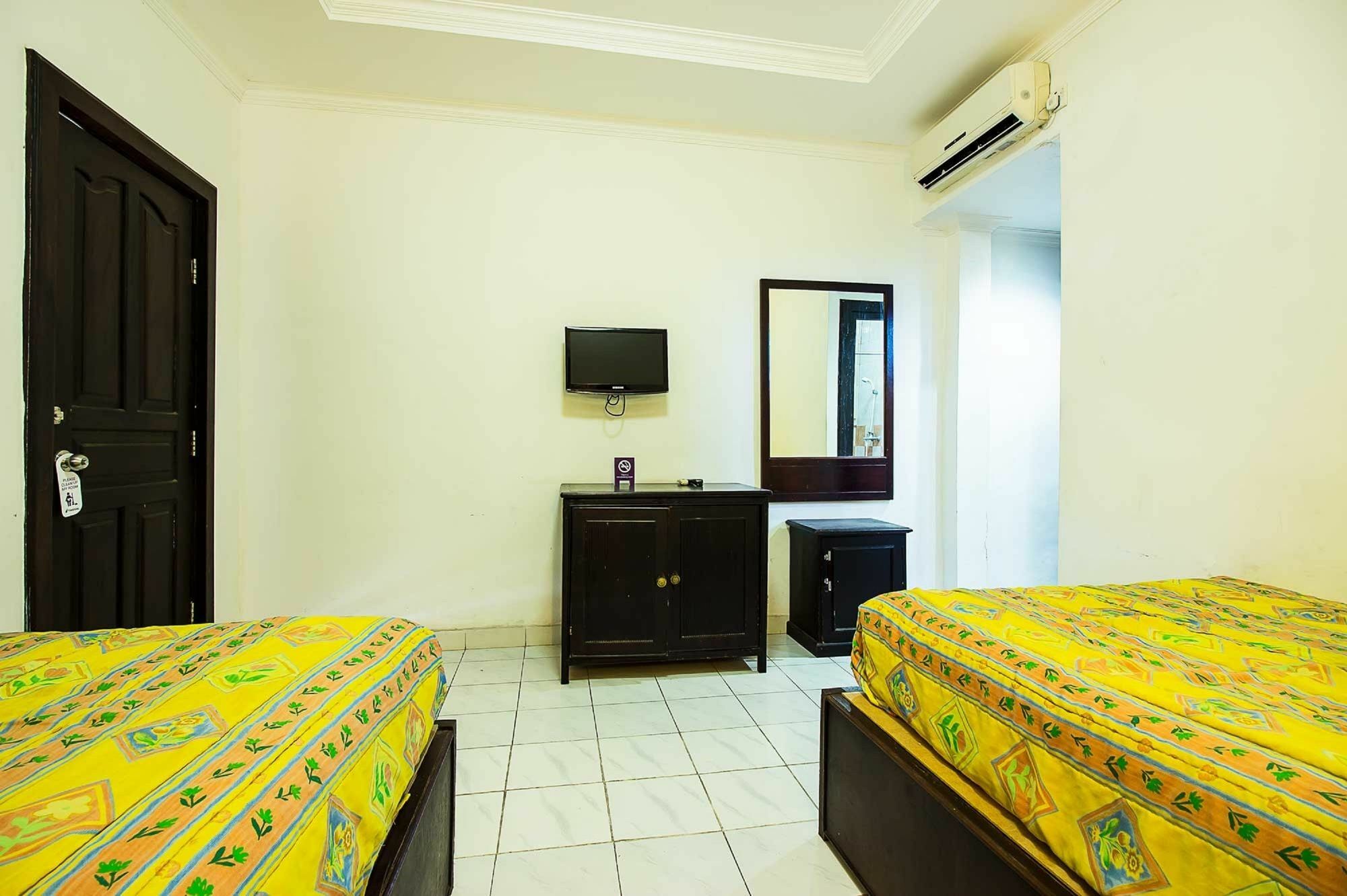 Hotel Sanjaya Managed By Tinggal Кута Экстерьер фото