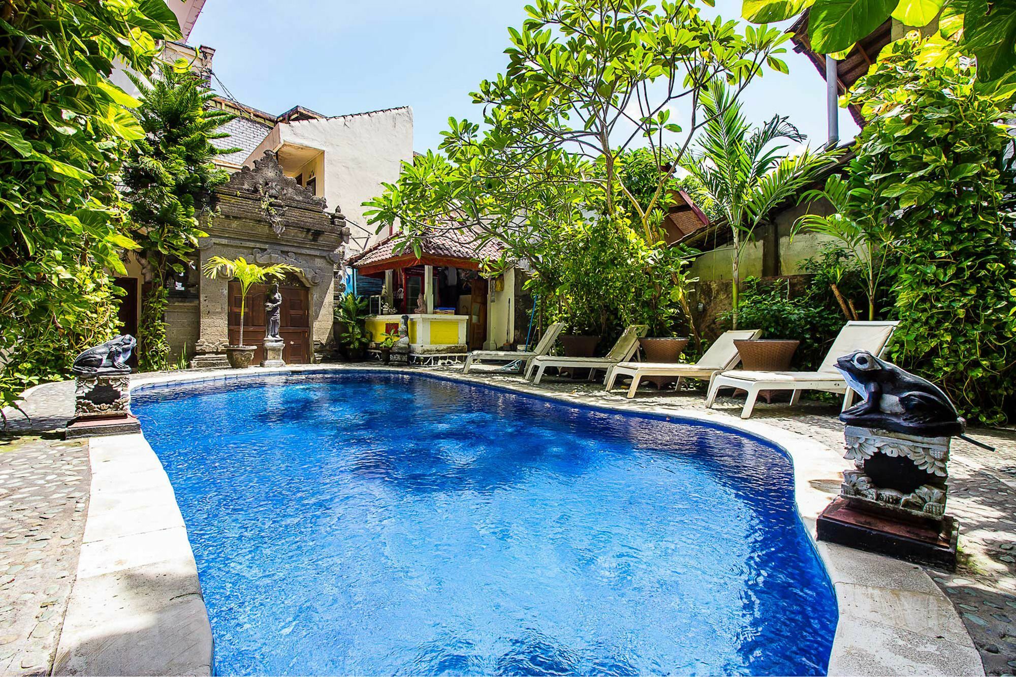 Hotel Sanjaya Managed By Tinggal Кута Экстерьер фото