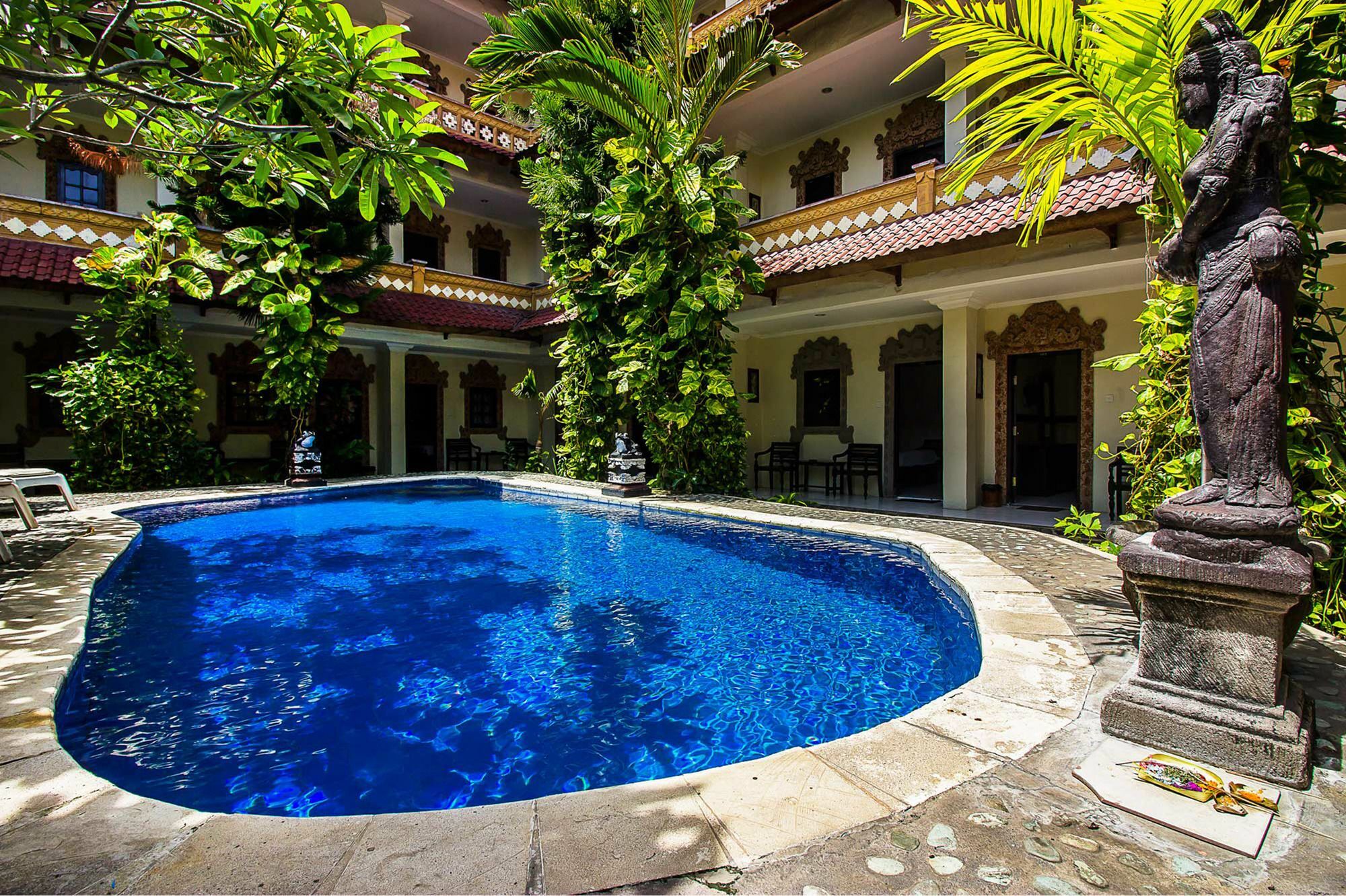 Hotel Sanjaya Managed By Tinggal Кута Экстерьер фото